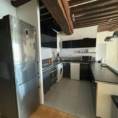 Appartement Spacieux De Charme En Hyper-centre