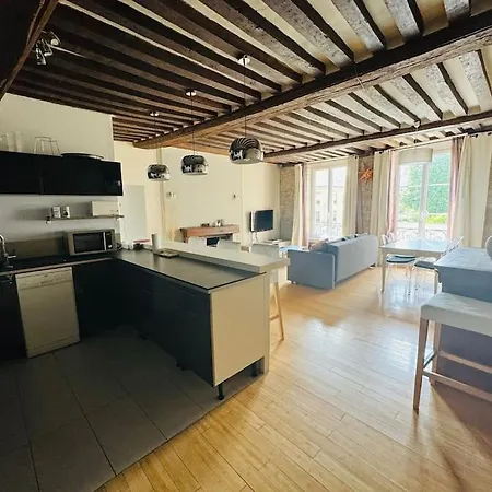 Spacieux De Charme En Hyper-centre Caen